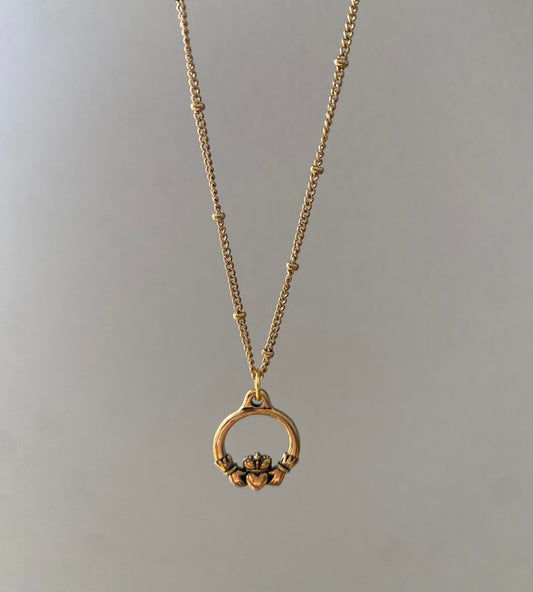 Gold Satellite Chain - Claddagh